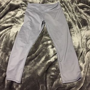 Cropped Fabletics Leggings